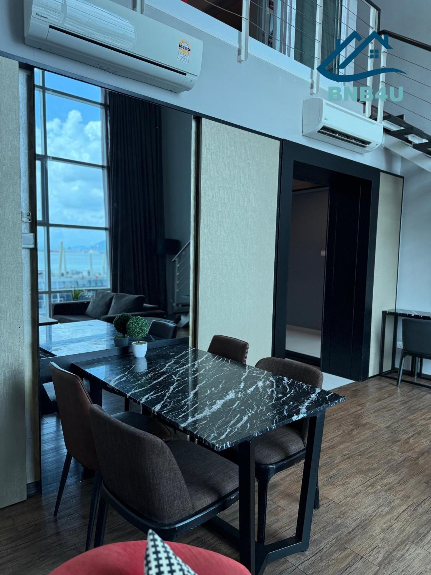 Duplex Seaview Comfort Stay In City By Iz George Town Esterno foto